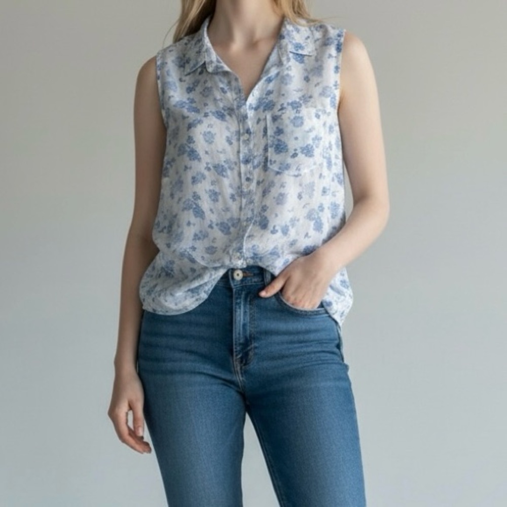 Abercrombie & Fitch Sleeveless Floral Sheer Button Blouse Blue White Size M Y2K